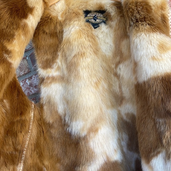 Vintage County Clothing Company faux fur  lined vest. - Picture 6 of 10